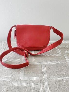 Coach Vintage Sonoma Flap Bag Red Pebbled Leather Crossbody Purse EUC